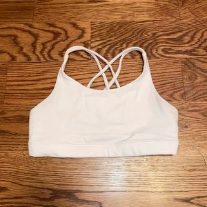 White athleta girl upbeat bra 2.0